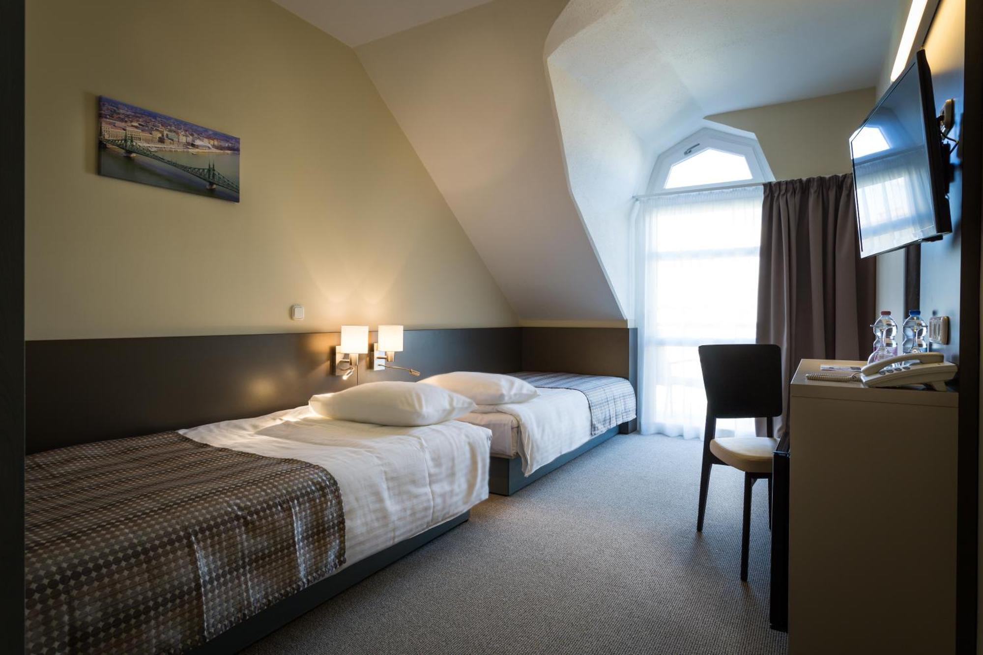 Corvin Hotel Budapest Corvin Wing — Photos 3